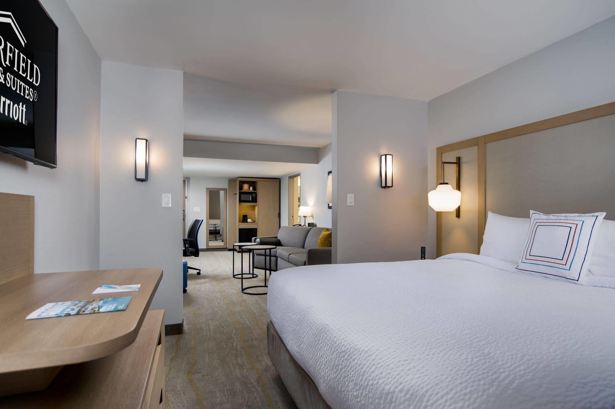 Fairfield Inn & Suites Fort Worth Downtown/Convention Center Экстерьер фото